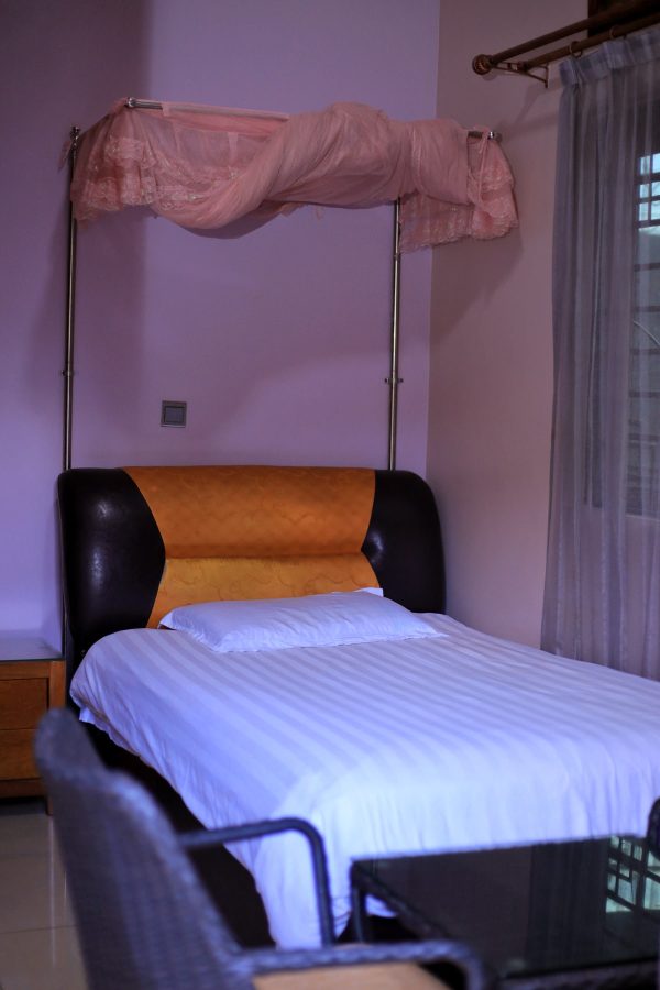 Studio Room - Image 2